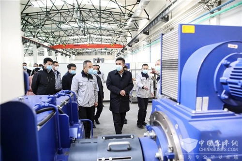 丹东市委书记裴伟东赴曙光汽车集团车桥工厂调研复工复产与市场形势